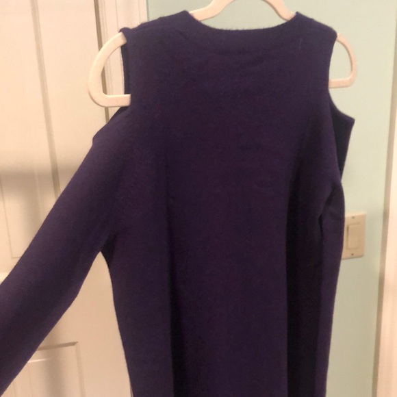 NEVER WORN AQUA CASHMERE SWEATER‼️ - Picture 2 of 3